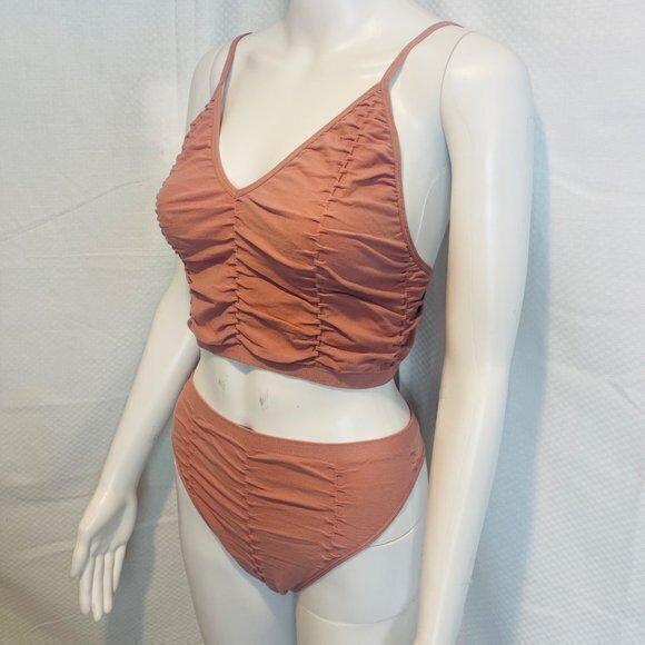 Bozzolo Sleep In With Me Seamless Ruched Bra and Thong Set Pink Size M/L RefFNB3 - Picture 13 of 14